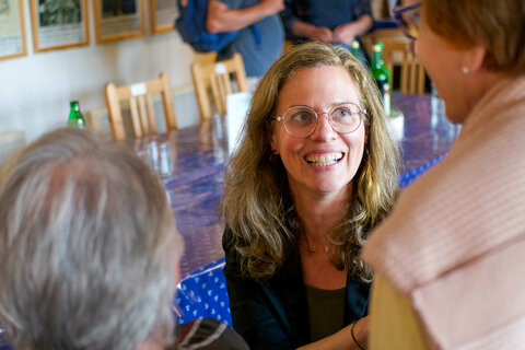 Anja antwortet in Gerersdorf