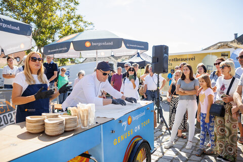 Sterz.Strudel.Sturm.Festival lockte zahlreiche Gäste nach Purbach und auf Schloss Tabor