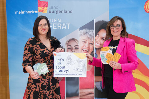 LH-Stellvertreterin Astrid Eisenkopf und Katja Massing, Finanzmentorin und akademische Finanzmanagerin, präsentierten das Projekt Finanzworkshops für Frauen