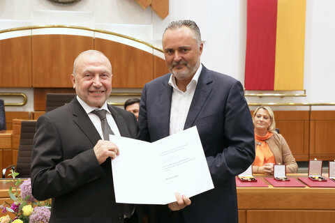 Landeshauptmann Hans Peter Doskozil mit Dr. Mohamed Rais Mukaddam