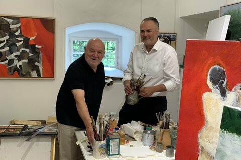 Landeshauptmann Hans Peter Doskozil mit Harro Pirch, Vorsitzender der Kulturbeiräte