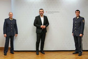 Oberst Andreas Stipsits, Leiter der Landesverkehrsabteilung, präsentierte gemeinsam mit Verkehrslandesrat Mag. Heinrich Dorner und Landespolizeidirektor Mag. Martin Huber die Verkehrsbilanz 2020 sowie Maßnahmen für mehr Verkehrssicherheit.