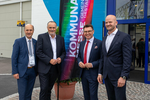 Präsident des Österr. Gemeindebundes Bürgermeister Dipl.-Ing. Johannes Pressl, Landeshauptmann Hans Peter Doskozil, GVV Burgenland Präsident und neuer Vizepräsident des Österr. Gemeindebundes Bürgermeister Erich Trummer und Mag. Michael Zimper, Geschäftsführer des Österr. Kommunal-Verlages sowie Geschäftsführer der Kommunal-Messe 2024.
