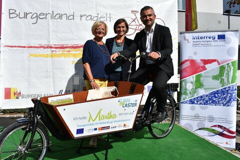 Landesrat Heinrich Dorner bei dem Projekt KlimaEntLaster