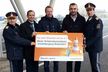 Generalmajor Ernst Fischer, Christian Ebner (Geschäftsführer der ASFINAG), Landeshauptmannstellvertreter Johann Tschürtz, Landesrat Heinrich Dorner und Landespolizeidirektor Martin Huber