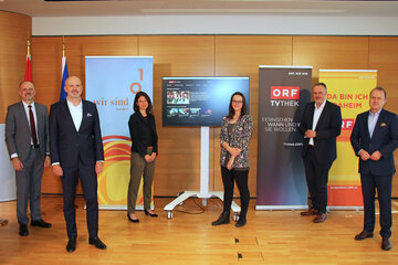Josef Buranits, Mitglied des ORF Publikumsrats, Werner Herics, Landesdirektor ORF Burgenland, Lena Hager, Irina Pöschl, beide Redaktion ORF-TVthek, Landeshauptmann Hans Peter Doskozil, Thomas Prantner, Stv. ORF-Direktor für Technik, Online bzw. neue Medien, präsentierten die neugestalteten ORF-TVthek-Videoarchive