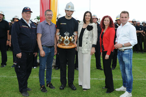 Bezirksfeuerwehrleistungsbewerbe  in Zagersdorf mit Astrid eisenkopf