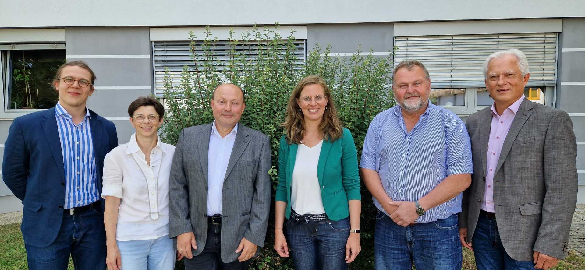 v.l.n.r.: : Leon Kusztrich, Dr. Sabine Friedrich, DI Franz Vuk, LH-Stv.in Anja Haider-Wallner, Präs. Mag. Thomas Neudecker, Kammerdirektor DI Martin Burjan