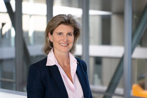 Prof.in(FH) Mag.a Dr.in Bettina Schauer-Frank, die neue Leiterin des Kollegiums der Hochschule Burgenland.