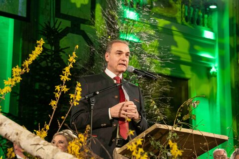 Landesrat Leonhard Schneemann bei seinen Begrüßungsworten