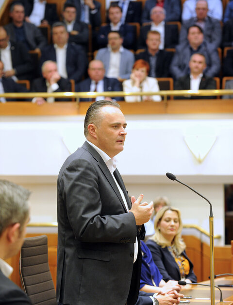 Landeshauptmann Hans Peter Doskozil beim Bürgermeisterdialog