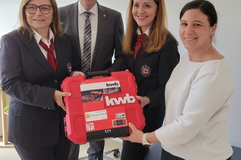 Rotes-Kreuz-Burgenland-Vizepräsidentin Mag.a Sonja Windisch, Landesrat Dr. Leonhard Schneeman, Dir. Mag. Tanja König -Landesgeschäftsführerin und GF der Sowo Burgenland DI Melanie Piskernik