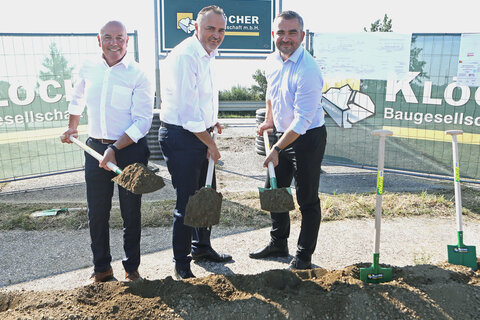 Landeshauptmann Hans Peter Doskozil, Landesrat Heinrich Dorner und Bürgermeister Georg Rosner