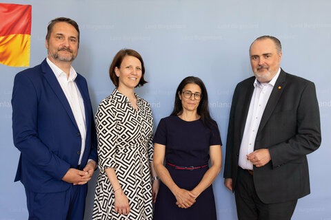 Abteilungsvorstand Abteilung 2 - Landesplanung, Gemeinden und Wirtschaft, Bernhard Ozlsberger, Hauptreferatsleiterin Cornelia Lichtenberger, Referatsleiterin Gemeinden und Inneres Angelika Schlögl und Landeshauptmann Hans Peter Doskozil