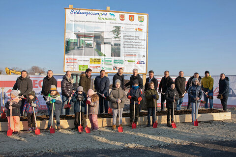 Beim Spatenstich zum Bildungscampus Pannonia