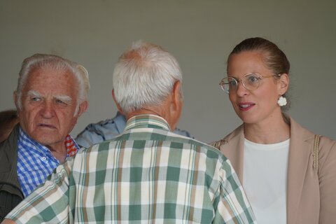 Anja Haider-Wallner im Gespräch mit Anrainer:innen