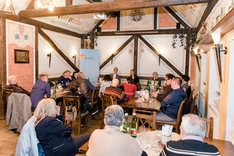 Landeshauptmann-Stellvertreterin Anja Haider-Wallner auf Dialogtour in Oberpullendorf.