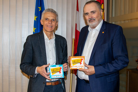 Landeshauptmann Mag. Hans Peter Doskozil mit Dr. Harald Ladich, dem neuen Vorsitzenden des Volksgruppenbeirats der Burgenländischen Kroaten.