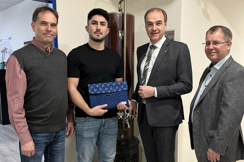 Landesrat Schneemann gratulierte Burgenlands besten Installateur-Lehrling