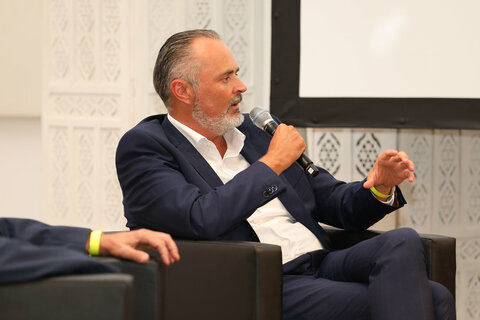 Landeshauptmann Hans Peter Doskozil bei der Podiumsdiskussion