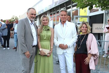 Landeshauptmann Hans Peter Doskozil, Julia Doskozil, Generalintendant  Alfons Haider, Claudia Priber