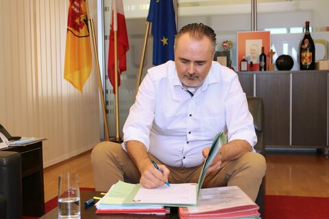 Landeshauptmann Hans Peter Doskozil leitete erstmals nach seiner Operation wieder eine Regierungssitzung