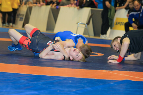 pektakuläre Kämpfe, voller Einsatz: die Nachwuchsathlet*innen zeigten ihr Können