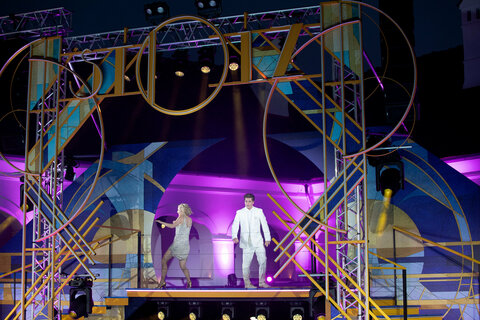 Szene auf der Bühne von der Premiere auf Schloss Tabor.