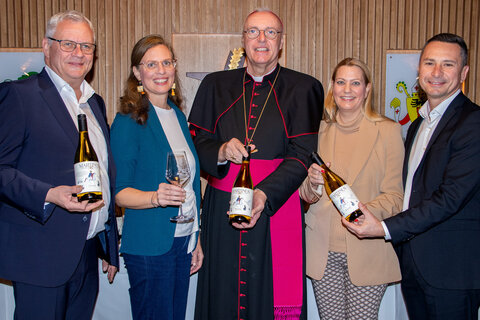 Eisenstadts Bürgermeister LAbg. Thomas Steiner, Landeshauptmann-Stellvertreterin Anja Haider-Wallner, Bischof Ägidius Zsifkovics, Landesrätin Daniela Winkler und LAbg. Robert Hergovich.