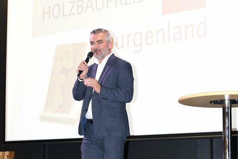 Baulandesrat Mag. Heinrich Dorner bei der Preisverleihung.