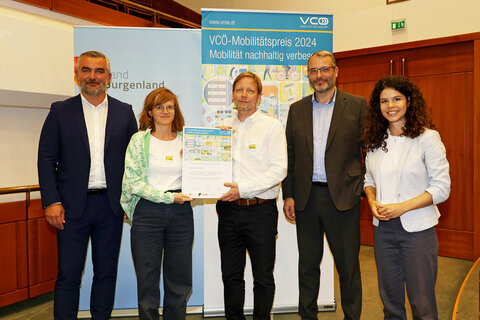 Landesrat Heinrich Dorner verleiht den VCÖ-Mobilitätspreis Burgenland 2024