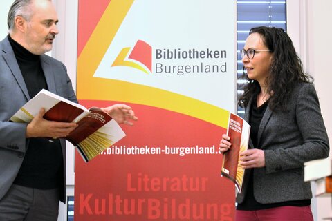Feuerwehrreferent Landesrat Heinrich Dorner und Landesfeuerwehrkommandant LBD Ing. Alois Kögl präsentierten die Einsatzzahlen für das Jahr 2020, eine Bilanz der ersten Wahlen der Ortsfeuerwehrkommandanten sowie die Schwerpunkte im Feuerwesen im heurigen Jahr.