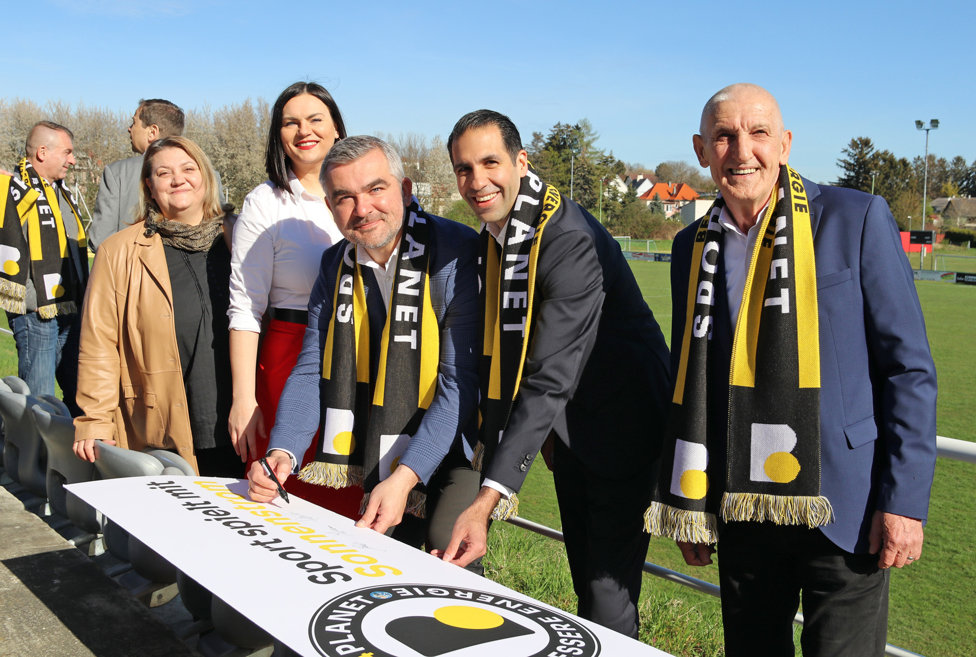 Sport spielt mit Sonnenenergie