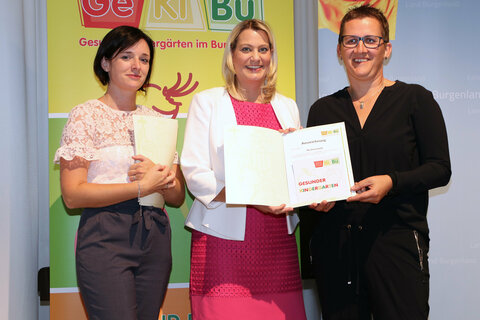 Landesrätin Daniela Winkler mit Kindergarten Neckenmarkt