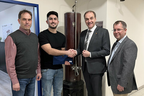 Landesrat Schneemann gratulierte Burgenlands besten Installateur-Lehrling