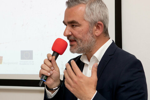 Landesrat Heinrich Dorner bei seiner Eröffnungsrede.