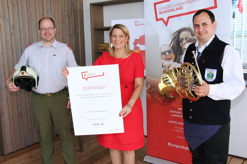 Jugendlandesrätin Mag.a (FH) Daniela Winkler startete gemeinsam mit dem Feuerwehrjugend-Sachgebietsleiter des Burgenländischen Landesfeuerwehrverbandes, Ing. Mag. (FH) Markus Wessely, und dem Landesjugendreferenten des Verbands Blasmusik Burgenland, Márton Ilyés, BA BA, in Mörbisch am See die Ehrenamtsoffensive