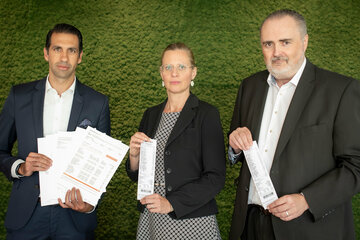 Burgenland Energie CEO Stephan Sharma mit LH-Stellvertreterin Anja Haider-Wallner und LH Hans Peter Doskozil