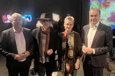 Landesrat Dr. Leonhard Schneemann eröffnete die Vernissage und Ausstellung „7 x Digital“ im Offenen Haus in Oberwart