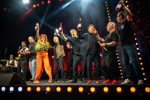 Der neue Intendant des KULTUR SOMMER GÜSSING, Andreas Vitásek, eröffnete am Freitag seine erste Saison mit einer „All Stars Gala“ mit Größen der österreichischen Kabarettszene.