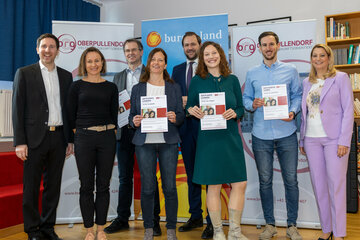 Direktor MMag. Dr. Markus Neuhold, Mag. Ewa Laky, Mag. Helmut Neubauer, Mag. Eva Greiner, Geschäftsführer  Dr. Johannes Zsifkovits (Soziale Dienste Burgenland), Mag. Elena Steszgal, Mag. Lukas Schattovits und Bildungslandesrätin  Mag. (FH) Daniela Winkler (v.l.).