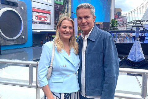 Landesrätin Daniela Winkler mit dem Hausherrn der Seebühne, Seefestspiele-Intendant Alfons Haider.