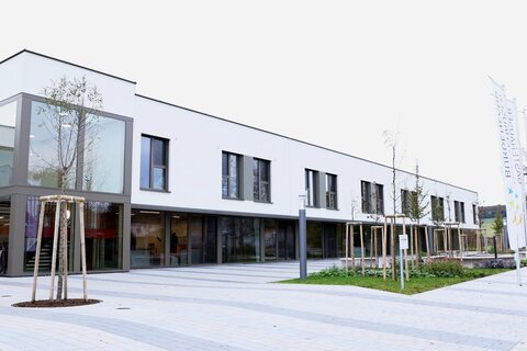 CERAMICO Stoob - Neubau des Internats abgeschlossen