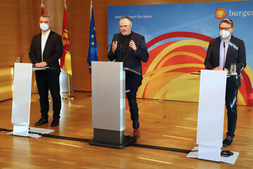 Wohnbaulandesrat Heinrich Dorner, Landeshauptmann Hans Peter Doskozil und Gerald Goger, Geschäftsführer Landesimmobilien Burgenland (LIB), präsentierten die Initiative „Sozialer Wohnbau - NEU“ im Burgenland