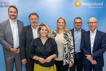 Bernhard Ozlsberger/Schatzmeister, Alfred Lehner/Vizepräsident, Claudia Priber/Präsidentin, Landesrätin Daniela Winkler, Gerald Pangl, Gerhard Gutschik/Geschäftsführer Musikschulwerk