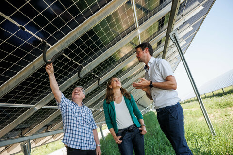 Landeshauptmann-Stellvertreterin Anja Haider-Wallner besuchte den en PÜSPÖK Super-Hybridpark in Nickelsdorf