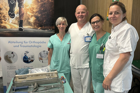 Das Team der Orthopädie und Traumatologie beim Tag der offenen Tür in der Klinik Güssing.