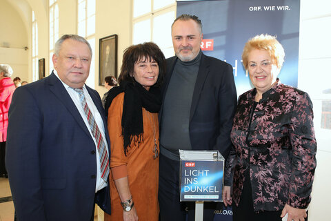 Landtagspräsidentin Verena Dunst, 2. Landtagspräsident Rudolf Strommer und 3. Landtagspräsidentin Ilse Benkö konnten auch Landeshauptmann Hans Peter Doskozil bei der Spendenaktion begrüßen