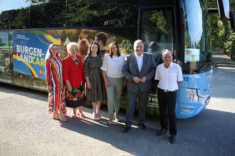Die Kinder und ihre Mütter wurden durch die Verkehrsbetriebe Burgenland ins Burgenland geholt.