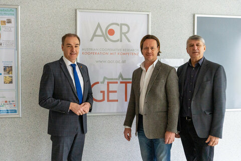 Wirtschaftslandesrat bei Güssinger Energy Technologies - Dr. Leonhard Schneemann: „Unsere Forschungsquote muss weiter gesteigert werden. Forschung und Entwicklung bilden ein Fundament für den technologischen Wandel.“